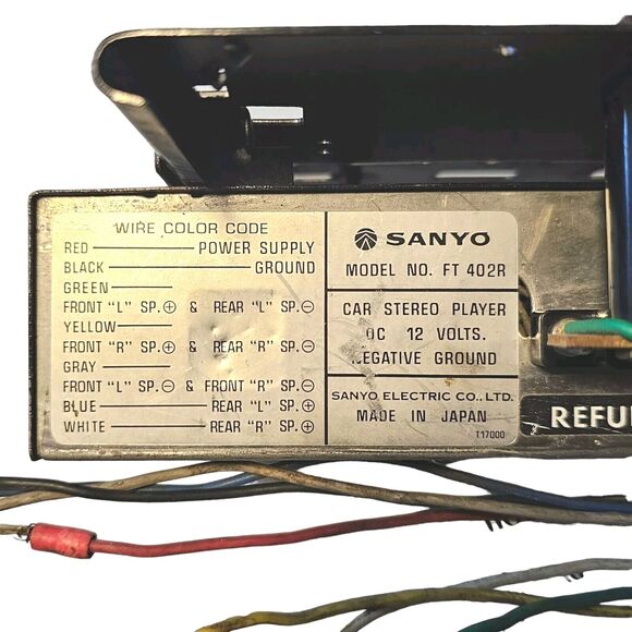 Vtg Sanyo Cassette Car Stereo Tape Player FT 402 Bracket Wires 3A Fuse Untested - Picture 5 of 9